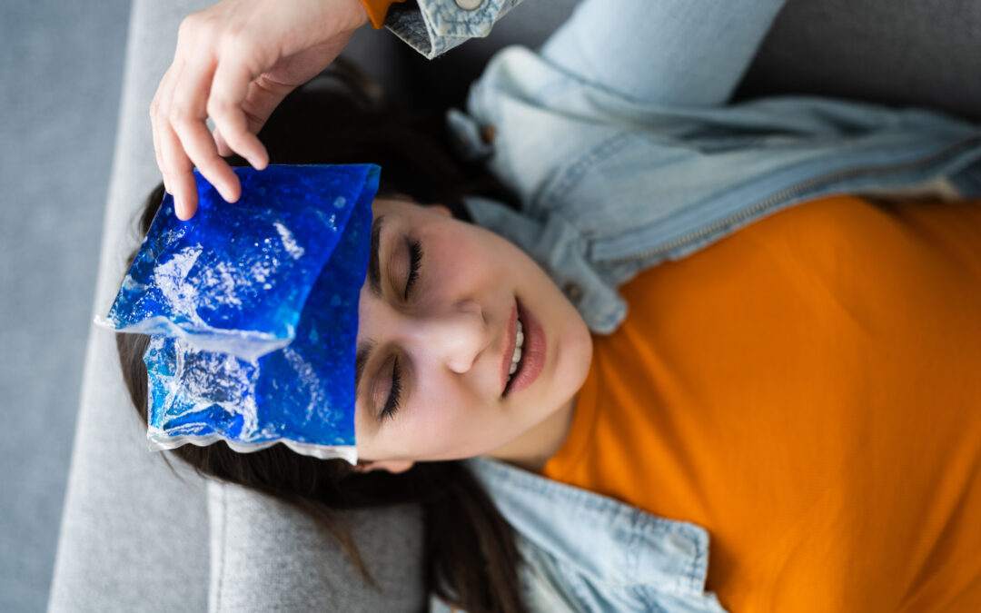 Staying Cool: How to make DIY gel ice pack with few ingredients at home